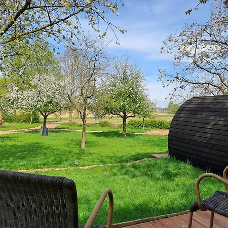 Uit De Kunst Appel * Bingelrade